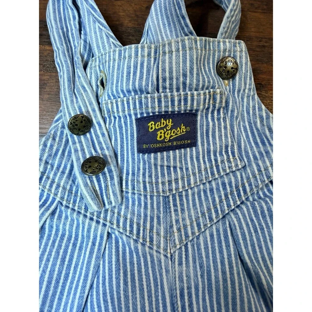 Vintage Osh Kosh B'gosh striped bubble overalls.  Size 3/6 months.  Vestbak